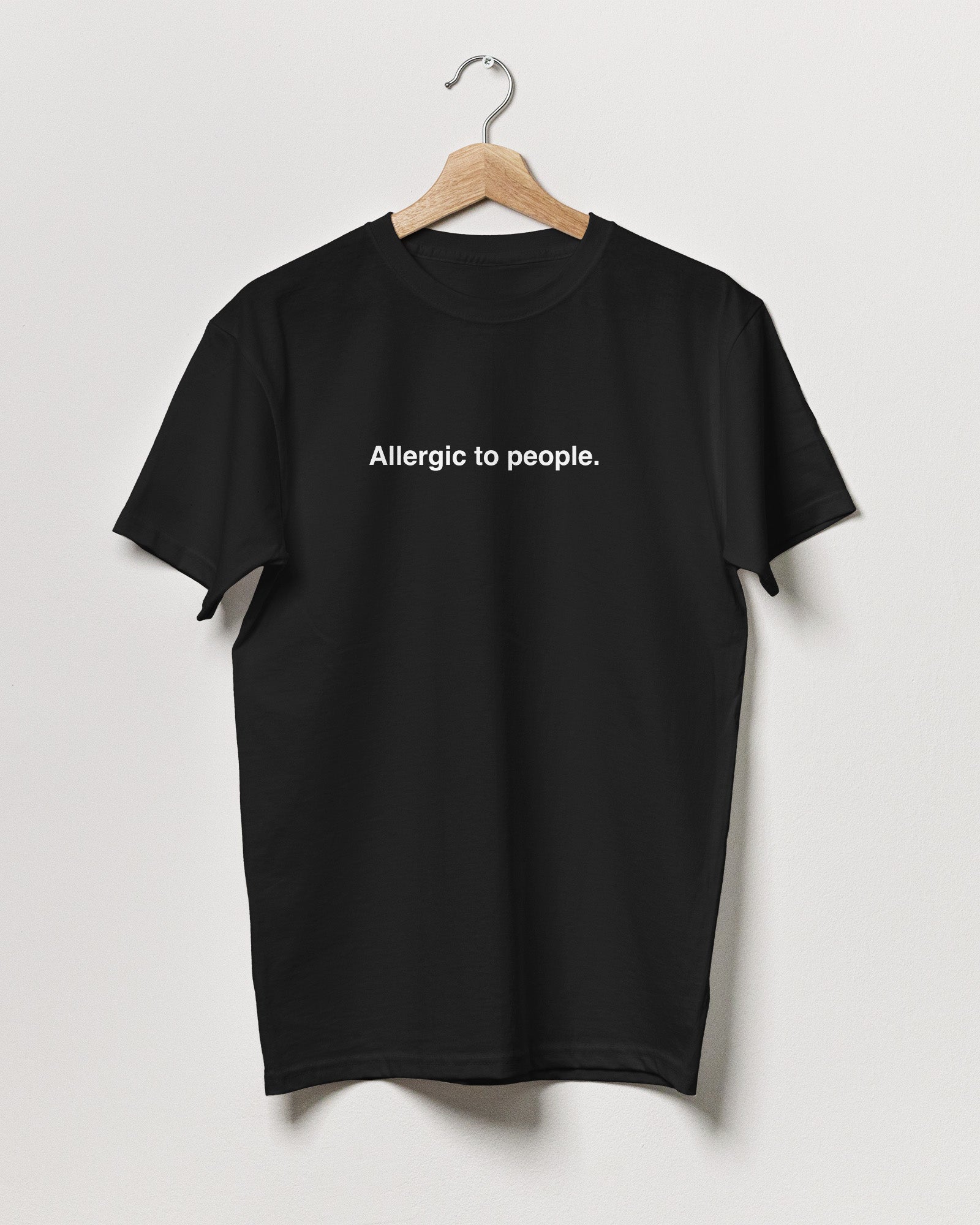 Short sleeve t-shirt "Allergic"
