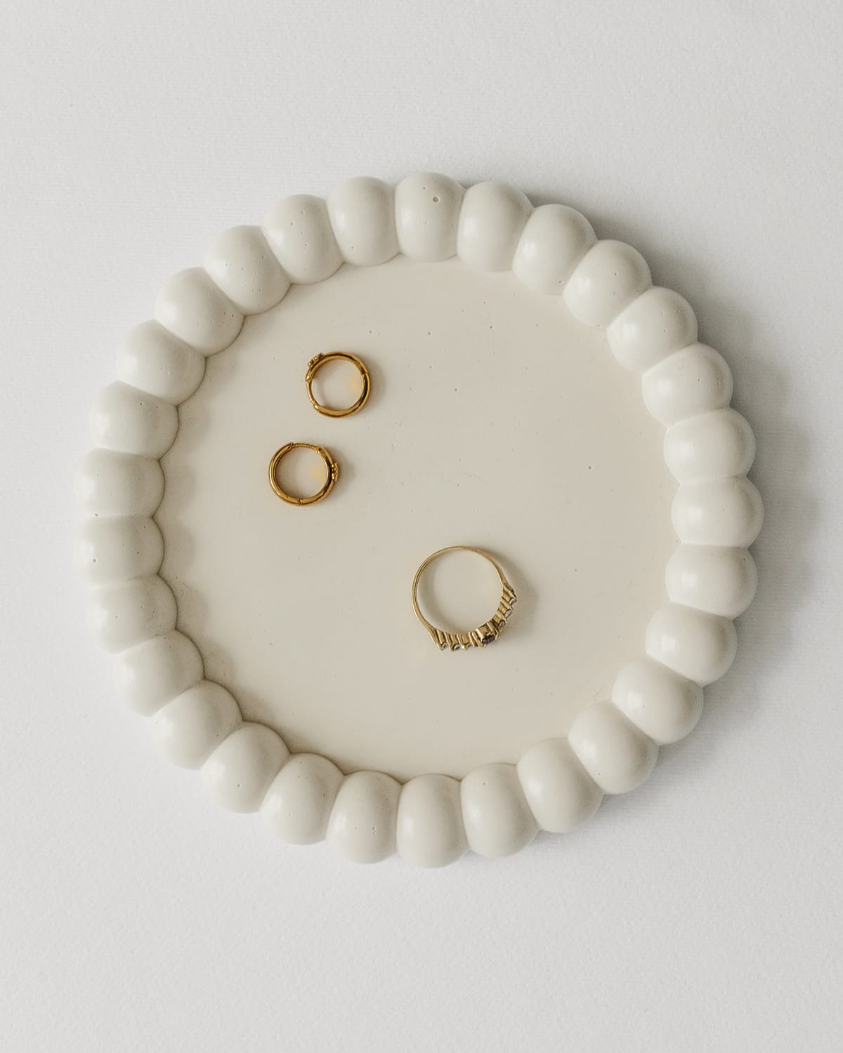 jesmonite bubble tray