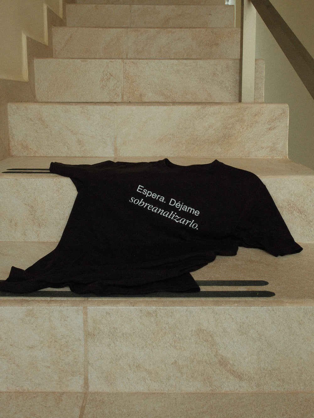 Camiseta manga corta "Sobreanalizarlo"